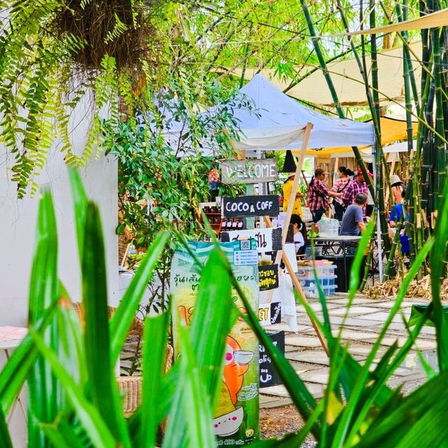 COCO MARKET - ตลาดทำเพราะชอบ