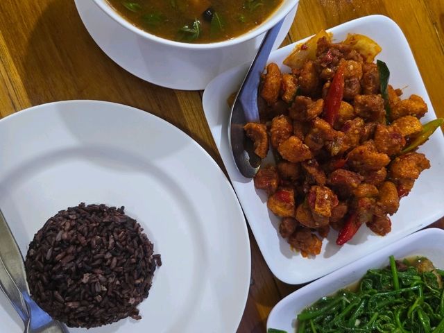 ร้านอาหารครัวม่อนไข่