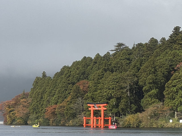 箱根神社（Hakone Jinja）：芦ノ湖畔に佇むパワースポットの名社