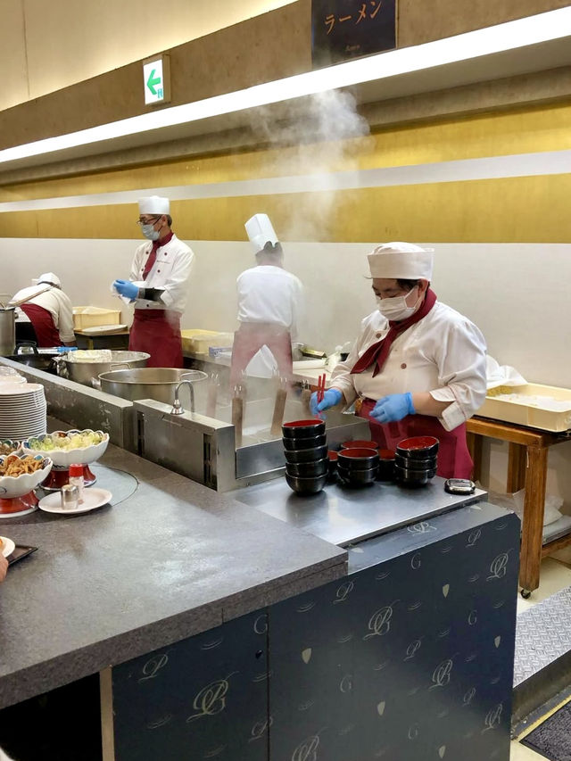 A Peaceful Walk Around Lake Tōya – Shrines, Cruises & Lakefront Feasts