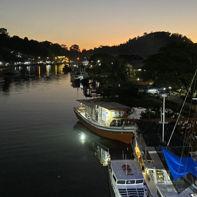 Springtime Serenade: Watching the Sunset at Siti Nurbaya Bridge