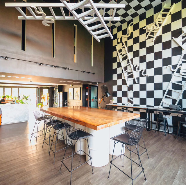 Blu Monkey Hub & Hotel Phuket 