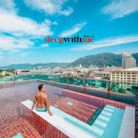 SLEEP WITH ME HOTEL 