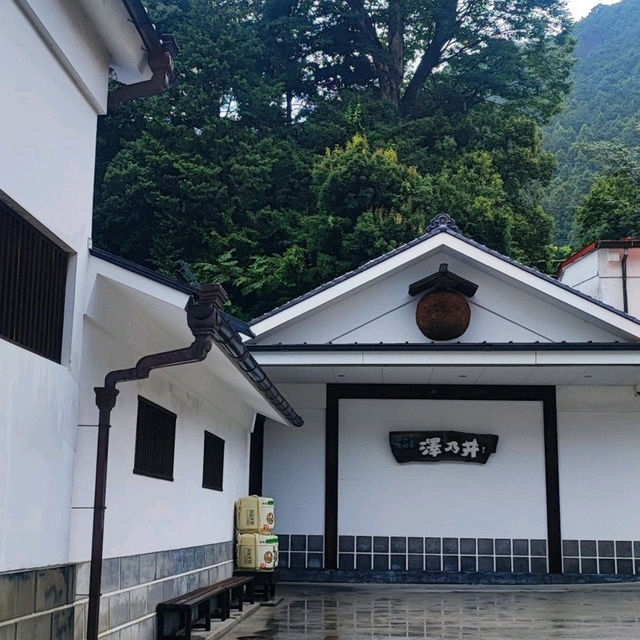 A Perfect Day at Sawanoi Sake Brewery - an escape from Tokyo hustle and bustle 