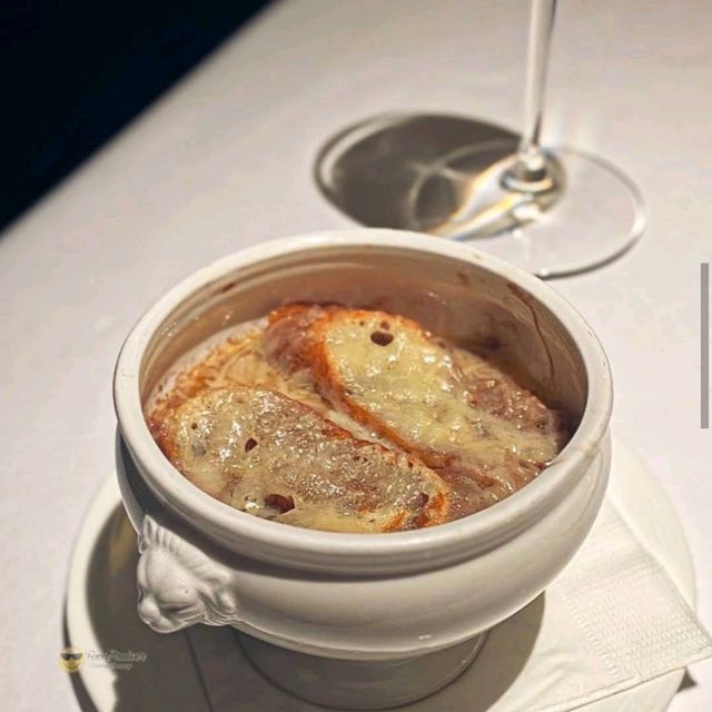 Brasserie on the Eighth – 港麗酒店（Conrad Hong Kong）