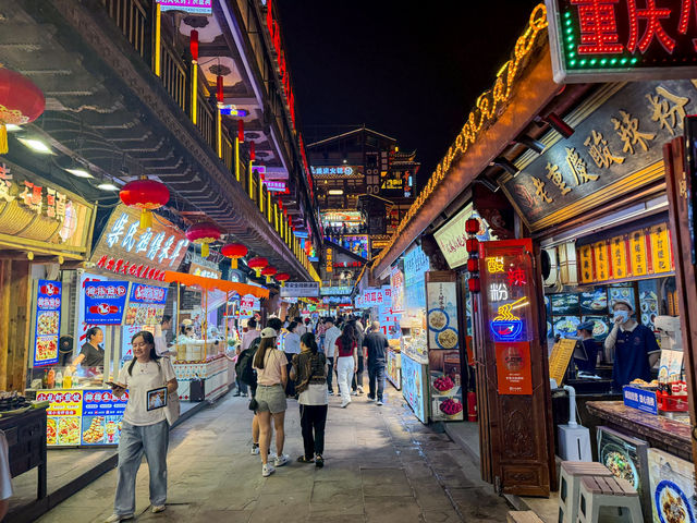 เดินเที่ยว กิน ถ่ายรูป ย่าน Hongyadong