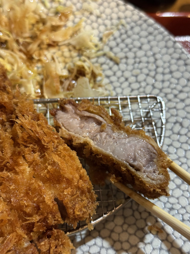 銀座「晴のちカツ」豬排飯——外酥內潤，極致職人之味