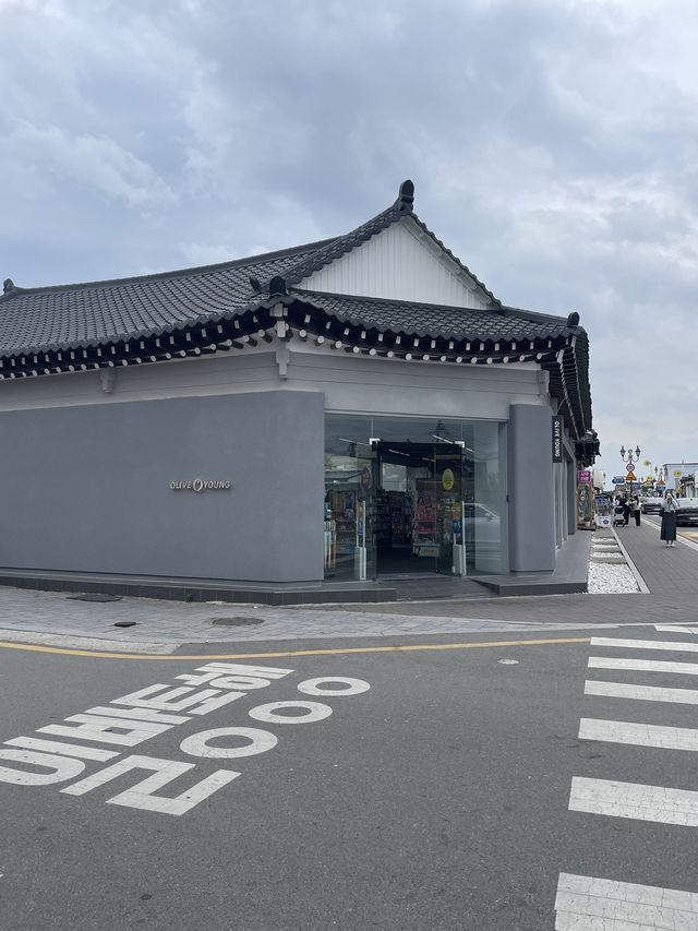｜韓國｜慶州皇理團路경주 황리단길-古都與潮流的完美融合，一秒穿越韓劇場景！