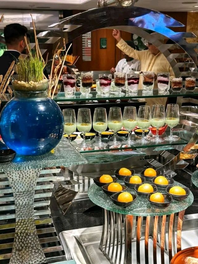 Smart Stay in the Heart of Dhaka – Holiday Inn City Centre