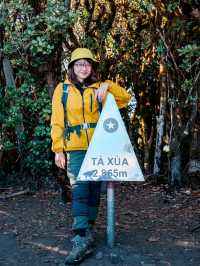 thrilling adventure for nature enthusiasts and cloud hunters to Ta Xua peak