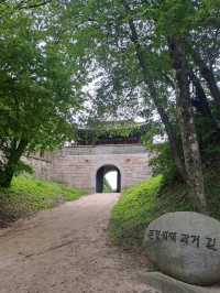 Old Gates, Mountain Vibes, and K-Drama Feels