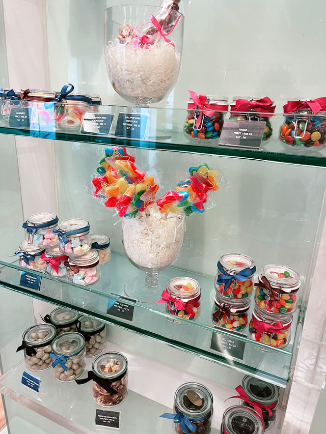 Lemon Garden 2Go - A Sweet Haven for Desserts, Cakes & More 