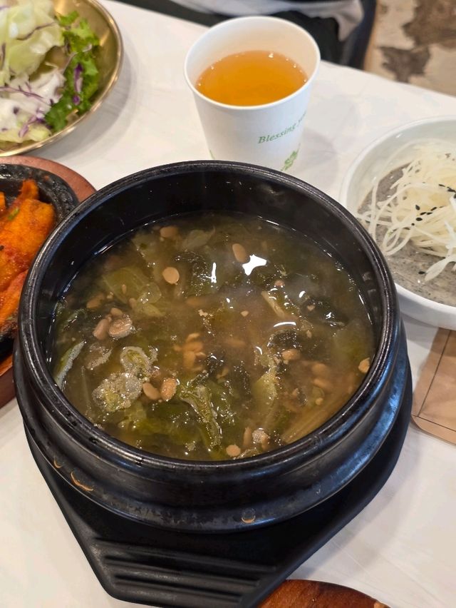 몸과 마음이 쉬어가는 정갈한 밥상