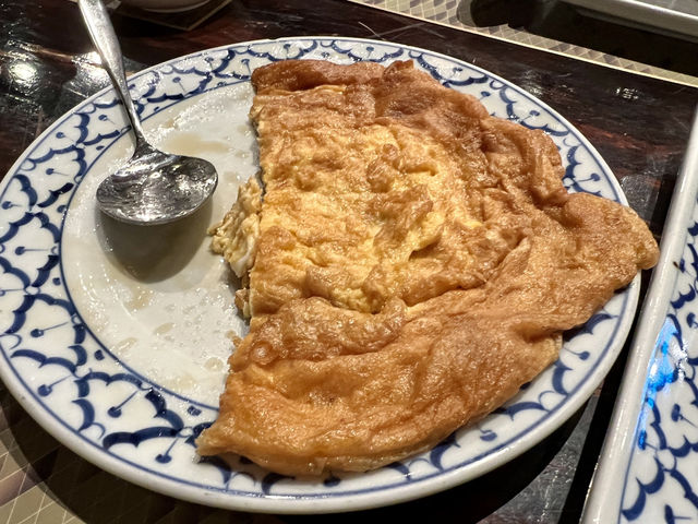 Authentic Thai Flavours at Ban Khun Mae – A Hidden Gem in MBK