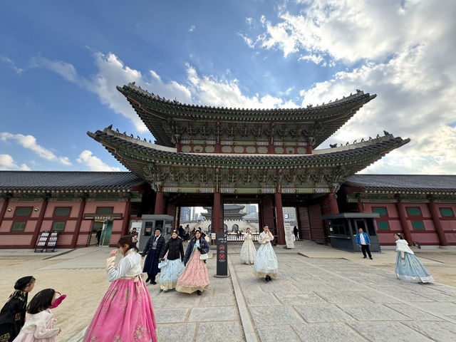 🇰🇷 A Royal Start: Exploring Gyeongbokgung Palace as a First-Time Visitor