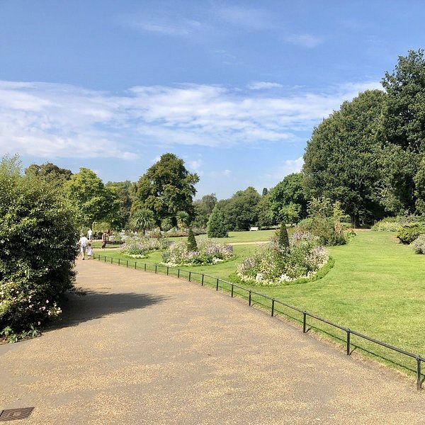 A Breath of Calm in the Middle of London – Hyde Park