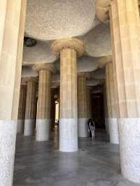 【グエル公園（Park Güell）｜ガウディの夢が息づく“自然と芸術の庭”】