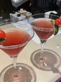 🍸 몰타 밤의 열기를 느끼고 싶다면, 파쳐빌의 네이티브 바 🌙
