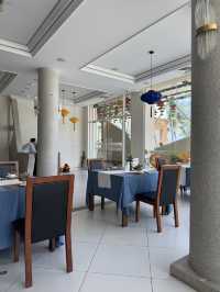 Dining with a View: Huong Bien's Seaside Charm