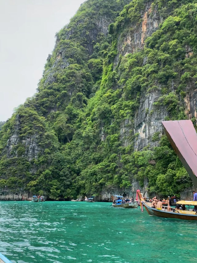 รีวิวเกาะพีพี กระบี่