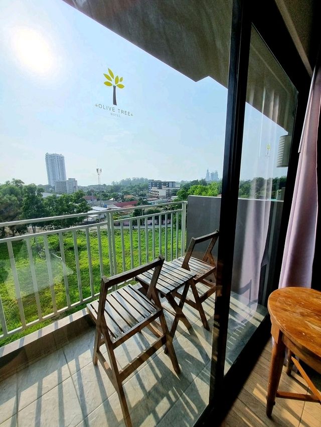 รีวิวOlive Tree Hotel นาจอมเทียน