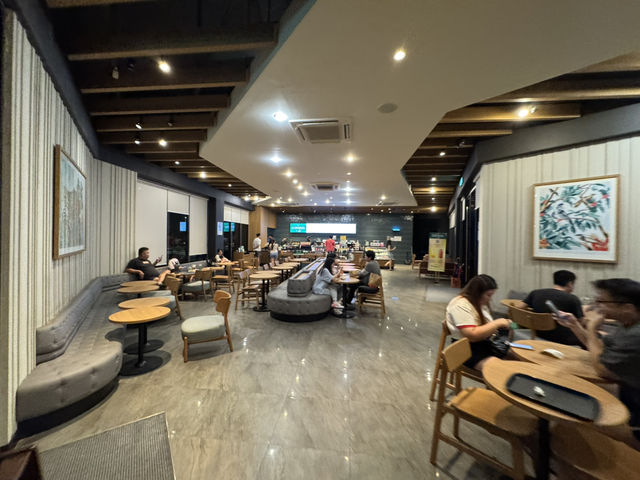 ☕ A Perfect Pit Stop – Starbucks Sunway Iskandar DT