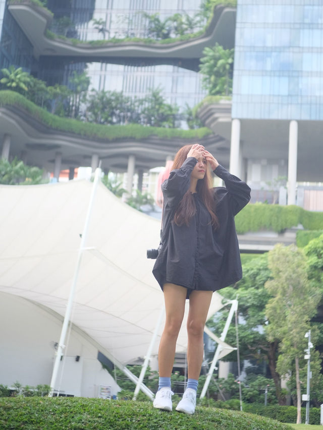 นั่งเล่นในสวน ชมตึกสวย Parkroyal ใจกลางเมือง SG