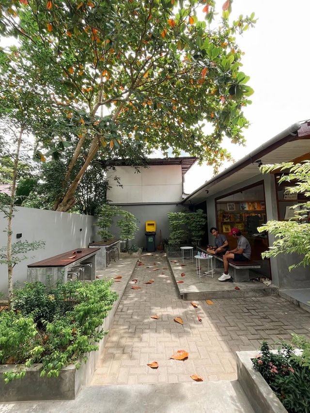 Akam Reko