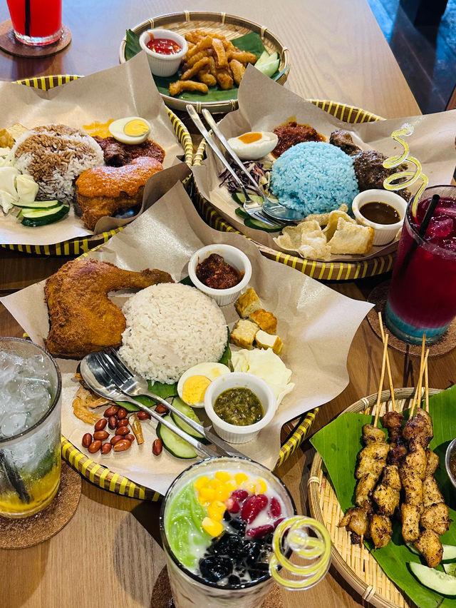 🍛 100 Years Nasi Lemak – Rooftop Heritage Flavours in Bukit Bintang