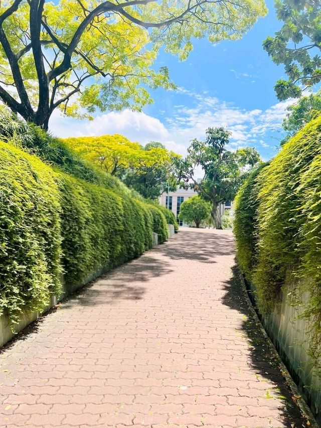 History in the Heart of the City: Fort Canning Park