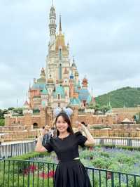 ✨ A Fairytale Day at Hong Kong Disneyland 🏰💖 (with a Frozen twist ❄️😉)