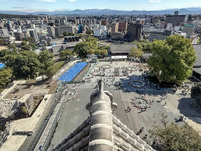 黑白城牆與天守閣氣勢恢宏