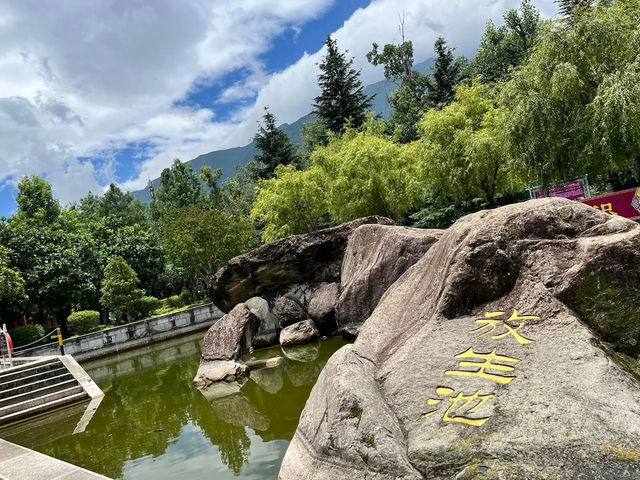 🏯☀️ Exploring the Majestic Three Pagodas of Dali (崇圣三塔)