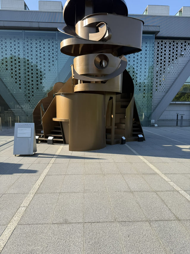 【東京】東京都現代美術館 【東京】東京都現代美術館
