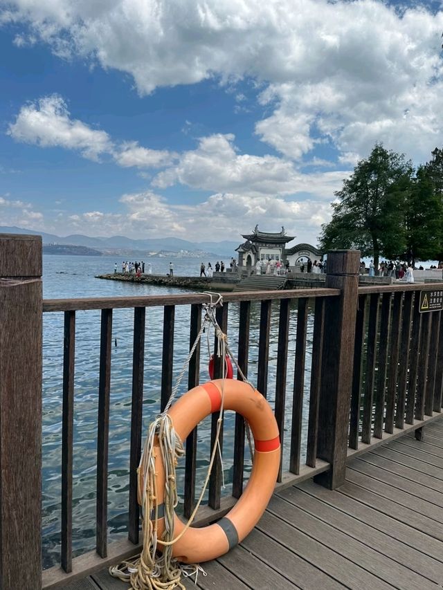 Erhai Lake – The Sapphire of Dali
