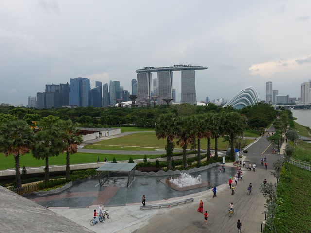 🌅 Marina Barrage – Chill Spot with Skyline Views and Constant Wind