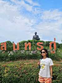 Sunthorn Phu Monument, Rayong – Honoring Thailand’s Beloved Poet