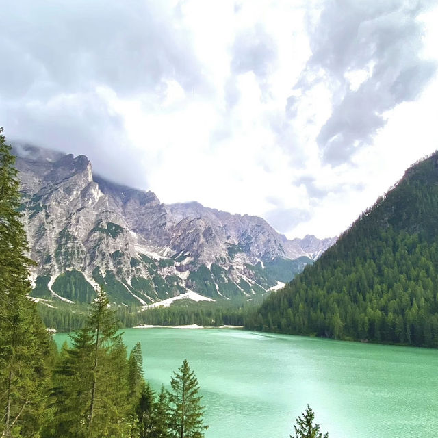 Lago di Braies – The Jewel of the Dolomites