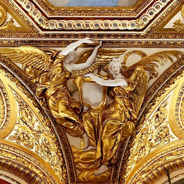 Conquering the Louvre Solo: My Guide to Art, Awe & Independence