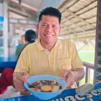 ก๋วยจั๊บบรรยากาศดีในอำเภอบ้านโพธิ์