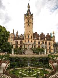 🏰 Schwerin Castle: A Fairytale on an Island