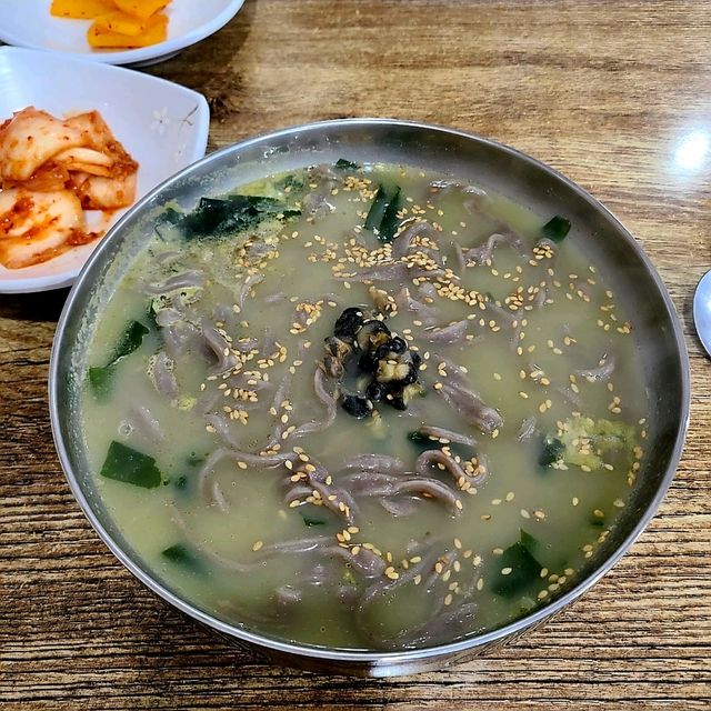 제주중문맛집)중문바다향 - 제주 중문 보말칼국수, 보말죽 맛집
