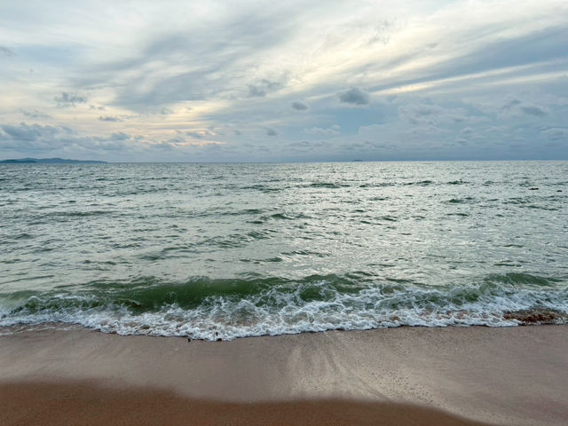 Beachfront Serenity at Ana Anan 🌅 Beachfront Serenity at Ana Anan 🌅