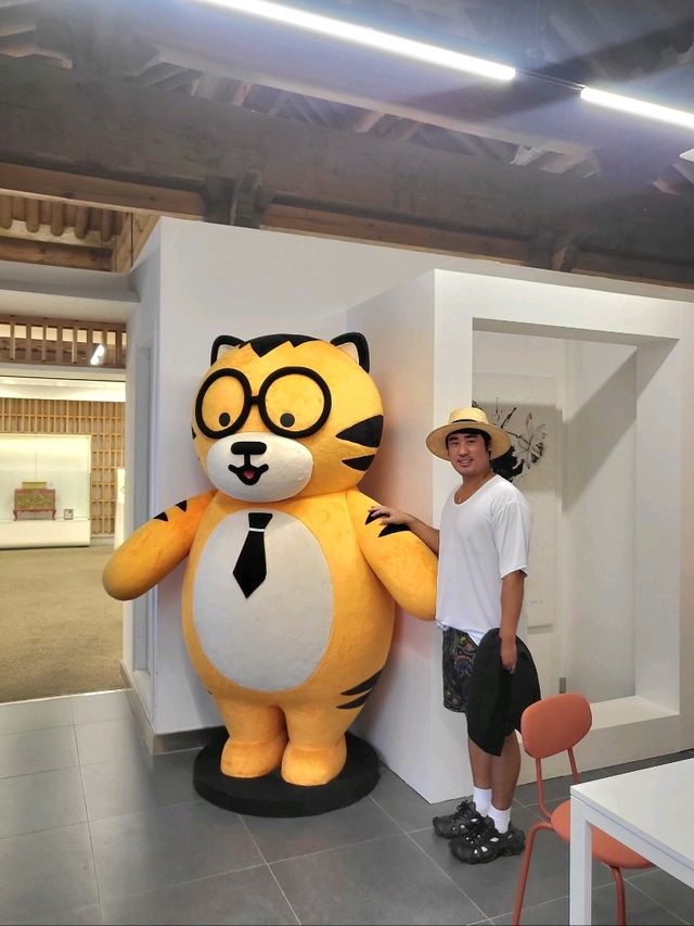 한국의 아름다움과 한옥마을의 감성이 있는곳