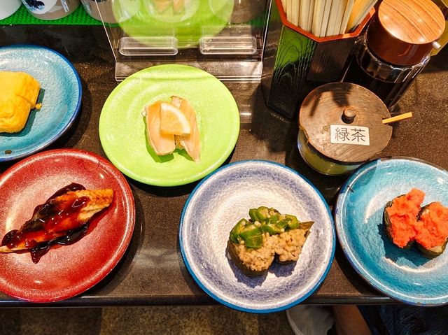 鄰近御徒町站 | 中午用餐車水馬龍的大江戶旋轉壽司🍣