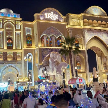 Stunning Fall Nights Out - Arabian Vibes Multicultural Diversity Stunning Fall Nights Out - Arabian Vibes Multicultural Diversity