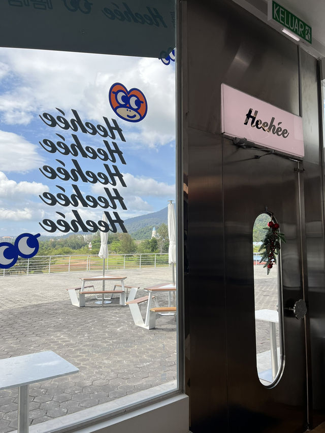 Chill Vibes & Sweet Bites at HeeHee Café, Langkawi 🍰☕✨ Chill Vibes & Sweet Bites at HeeHee Café, Langkawi 🍰☕✨