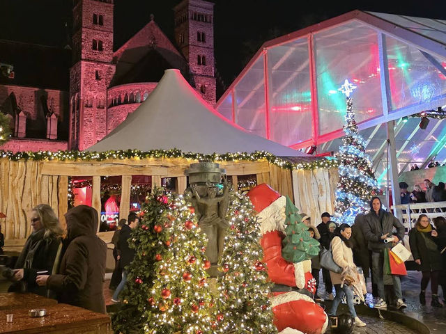 ð Vrijthof Christmas Market â Maastrichtâs Cozy Winter Heart ð Vrijthof Christmas Market â Maastrichtâs Cozy Winter Heart