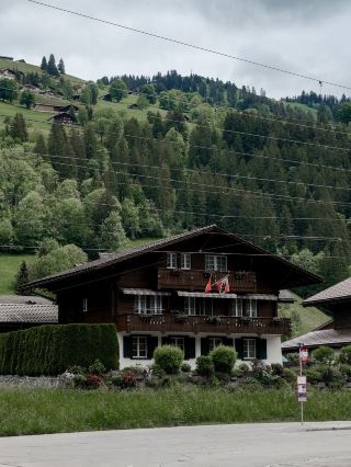 “สวิตเซอร์แลนด์ช่างสงบเหลือเกิน… 🇨🇭✨