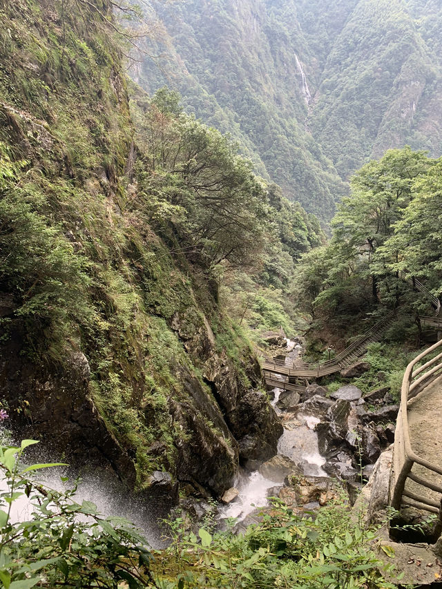 Camping in Mingyueshan, the journey of mountains and waters by the bright moon and stars…… 